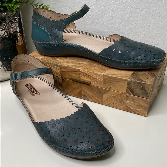 Pikolinos‎ Mary Jane Floral Lazer Cut Puerto Vallarta Teal Leather Size 11 US - Picture 1 of 12